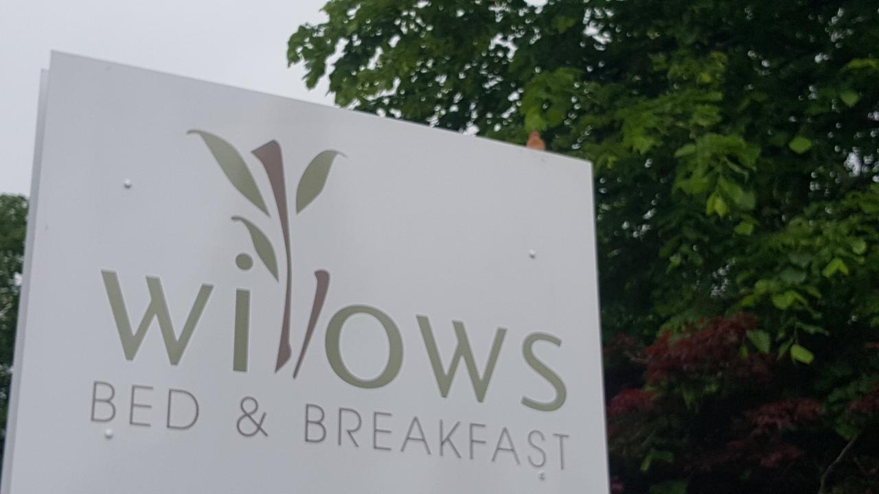 Willows Bed & Breakfast พิทลอครี ภายนอก รูปภาพ