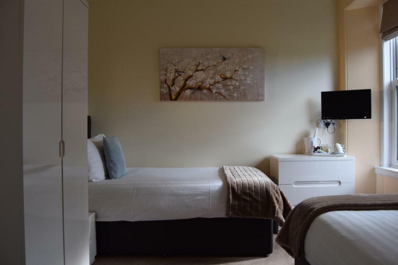 Willows Bed & Breakfast พิทลอครี ภายนอก รูปภาพ